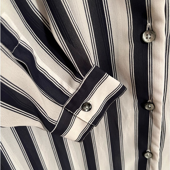 Kathryn Deene New York Deep Navy and White Blouse/Tunic - Picture 4 of 5